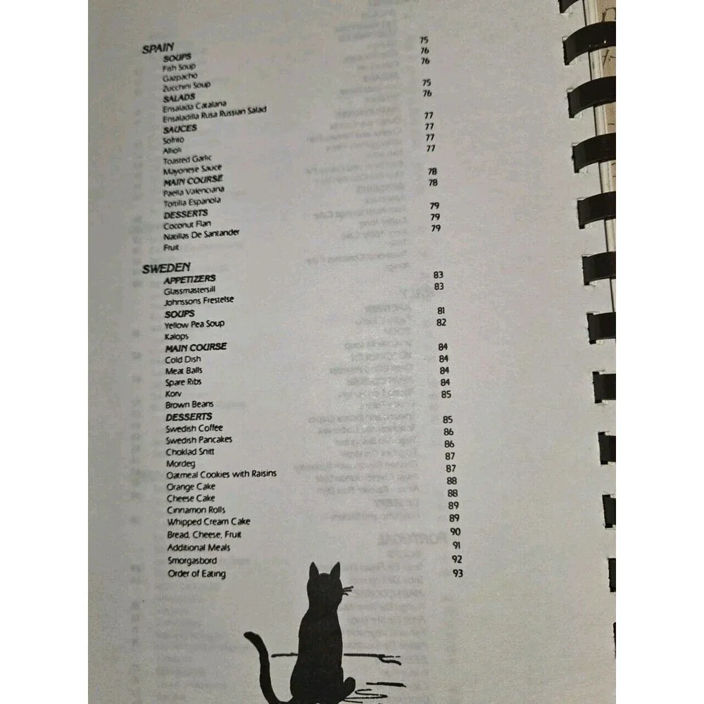 FAVORITE RECIPES FROM EUROPE - Greater Europe Mission - Vintage Cookbook